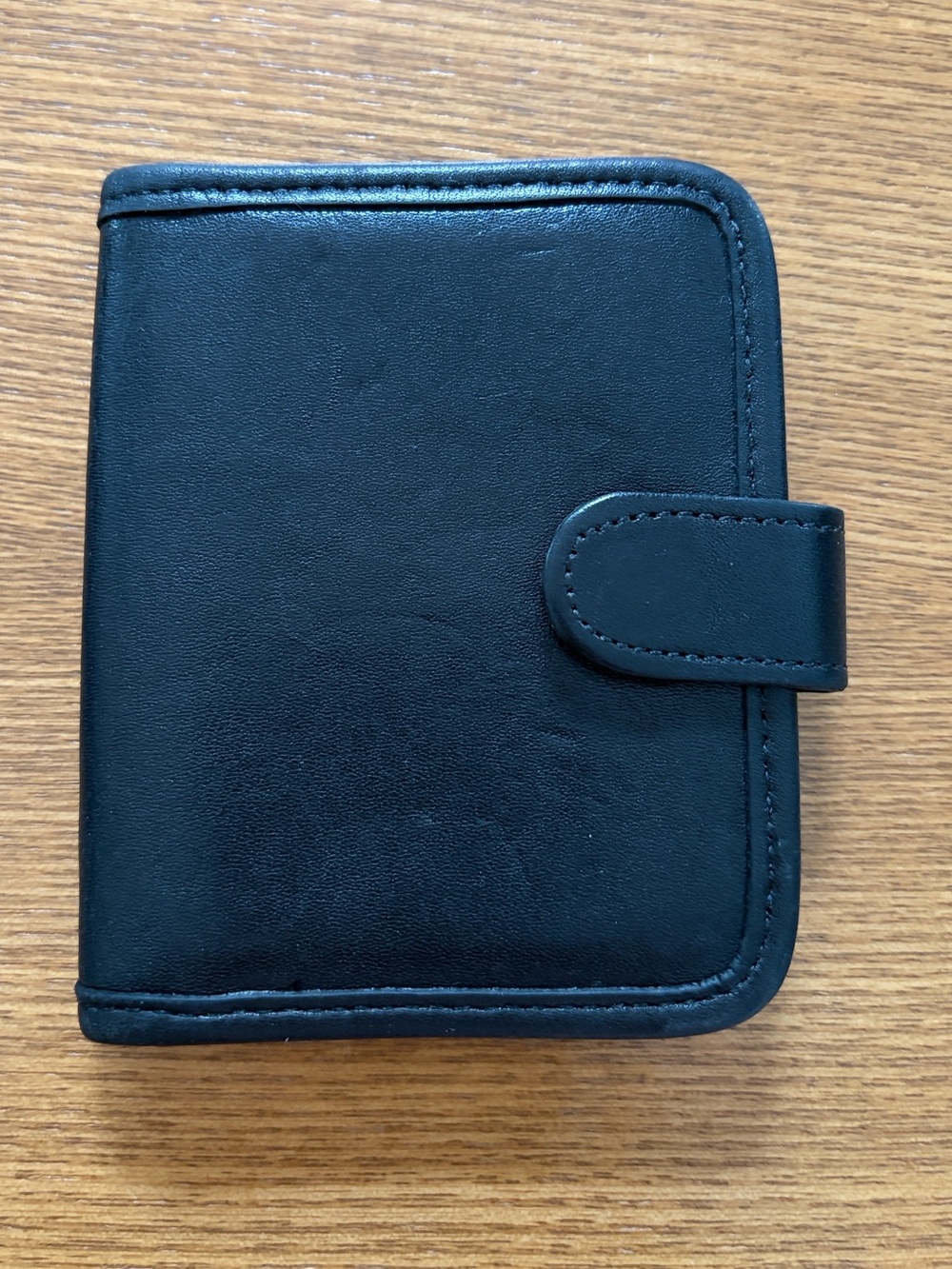 Rare Vintage Coach Black Leather Bifold Wallet Tab Closure Pocket Wallet